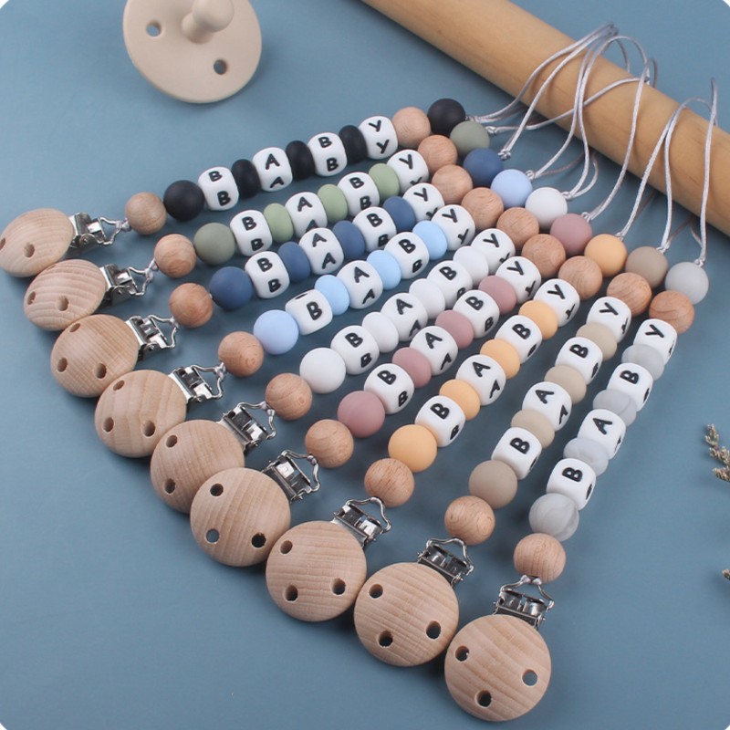 Dummy Holder Clip Customizatio - Baby Products To Gift recension och pris